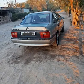 Opel Vectra 1992