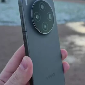 Vivo x300 16/512 gb
