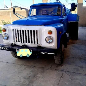Gaz 53 1990