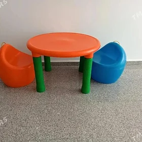 столик стулья в наборе