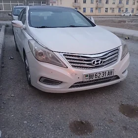 Hyundai Grandeur 2012