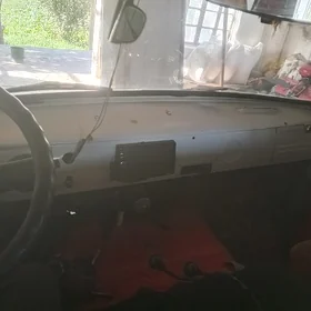 UAZ 2206 1981