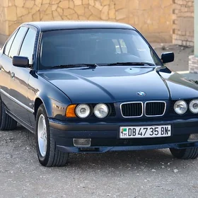 BMW E34 1990