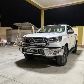 Toyota Hilux 2025
