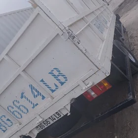 Mitsubishi Canter 2000