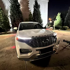 Ford Explorer 2022