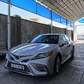 Toyota Camry 2022