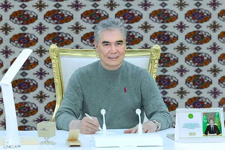 Гурбангулы Бердымухамедов выпустил новую книгу «Watançylyk taglymaty»