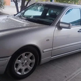 Mercedes-Benz E430 1999