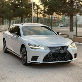Lexus LS 500 2021