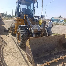 JCB 4CX ECO 2022