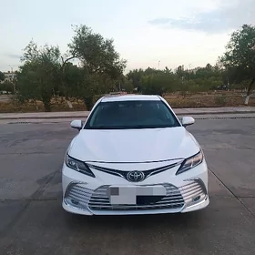 Toyota Camry 2023