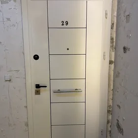 дверь