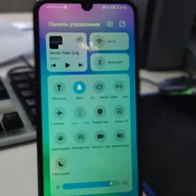 Honor 10 i 4/128