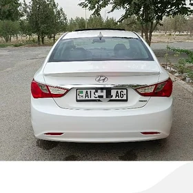 Hyundai Sonata 2010