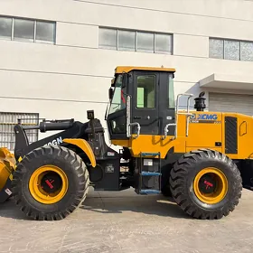 XCMG LW300F 2025