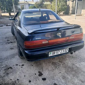 Toyota Vista 1991