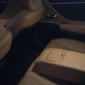Lexus ES 350 2025
