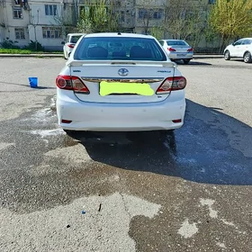 Toyota Corolla 2011