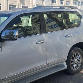 Toyota Land Cruiser Prado 2015