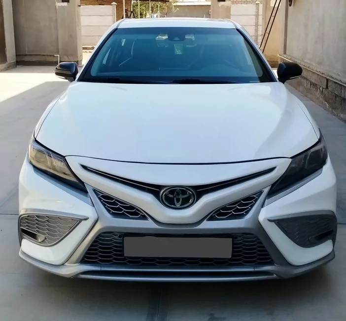 Toyota Camry 2023 - 1
