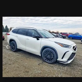 Toyota Highlander 2023
