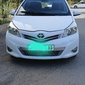 Toyota Yaris 2016