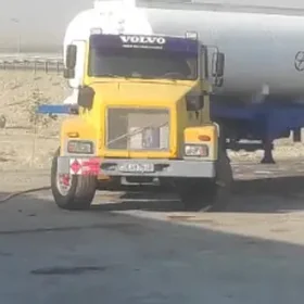 Volvo FH12 1985