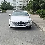 Hyundai Elantra 2023