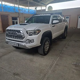Toyota Tacoma 2018