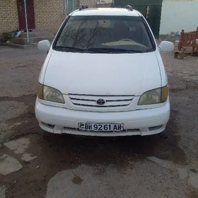 Toyota Sienna 2002