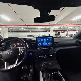 Ford Explorer 2021
