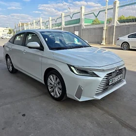 Toyota Yaris 2024