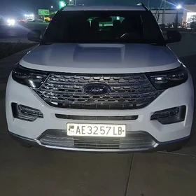 Ford Explorer 2023