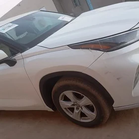 Toyota Highlander 2021