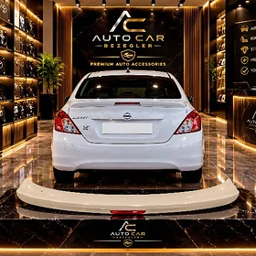 Versa Sunny Spoiler Banan