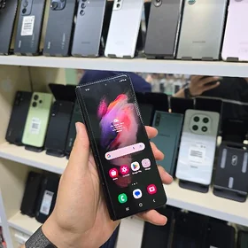 Galaxy fold3