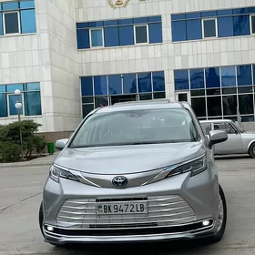 Toyota Sienna 2022