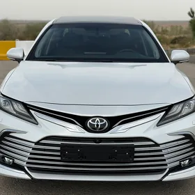 Toyota Camry 2022
