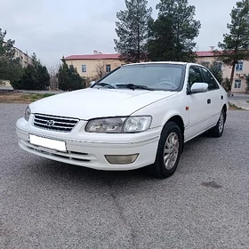 Toyota Camry 1999