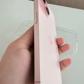 iPhone  15