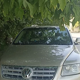 Volkswagen Touareg 2004