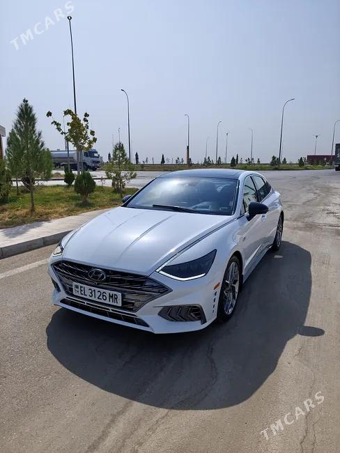 Hyundai Sonata 2022 - 1