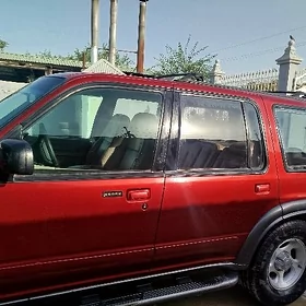 Ford Explorer 2001