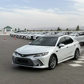 Toyota Camry 2022