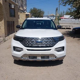 Ford Explorer 2022
