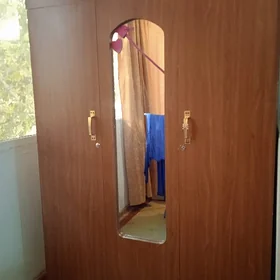 şkaf