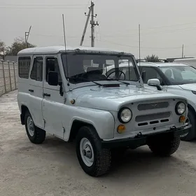UAZ 469 2000