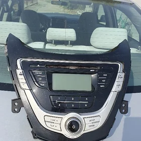 Elantra Magnitafon