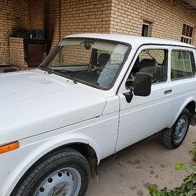 Lada Niva 2008